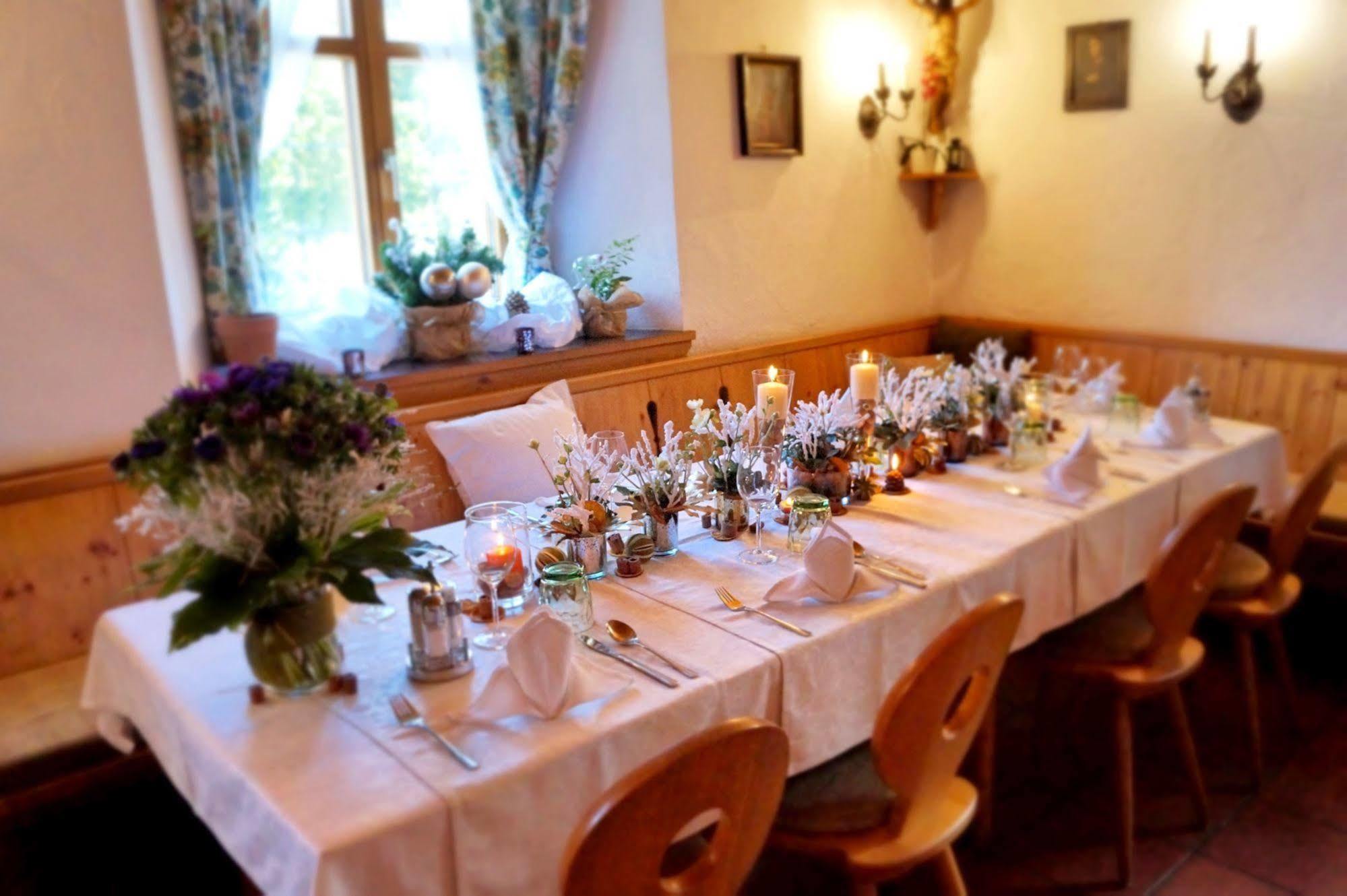 Gasthof Zum Schupfen Hotel Инсбрук Екстериор снимка